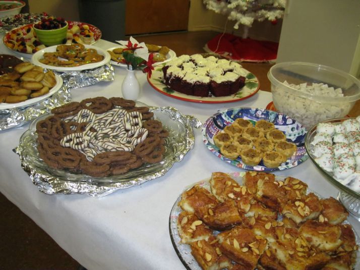 Christmas Candlelight Service & Fellowship 2011