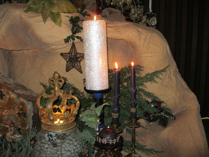 Christmas Candlelight Service & Fellowship 2011