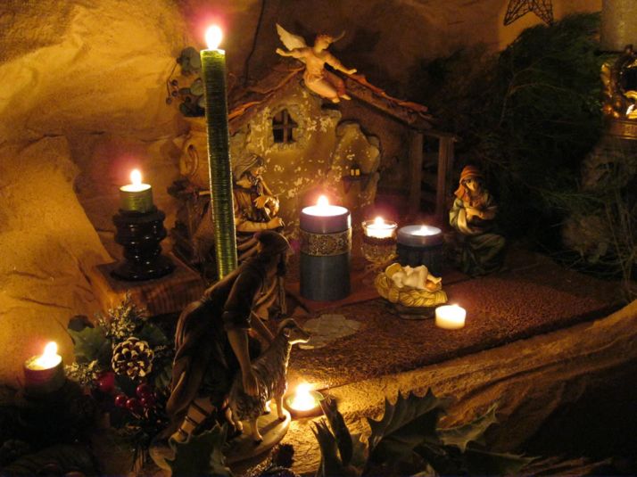 Christmas Candlelight Service & Fellowship 2011