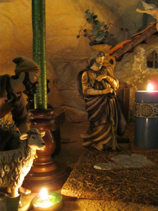 Christmas Candlelight Service & Fellowship 2011