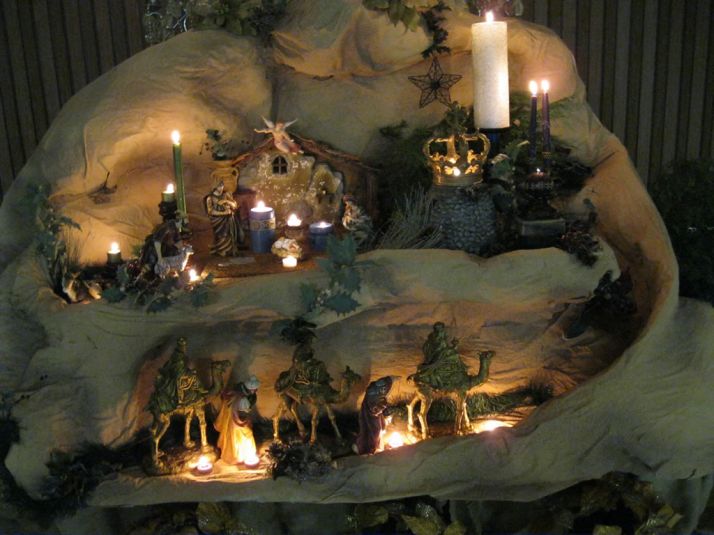 Christmas Candlelight Service & Fellowship 2011